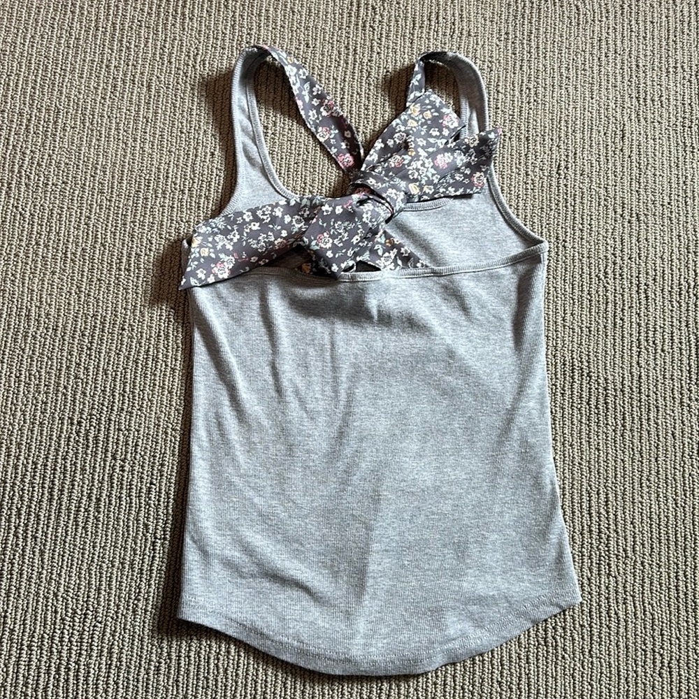 Grey bow tank top